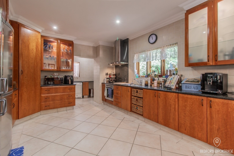 6 Bedroom Property for Sale in Bedfordview Gauteng