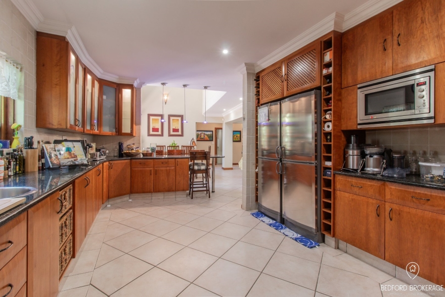 6 Bedroom Property for Sale in Bedfordview Gauteng