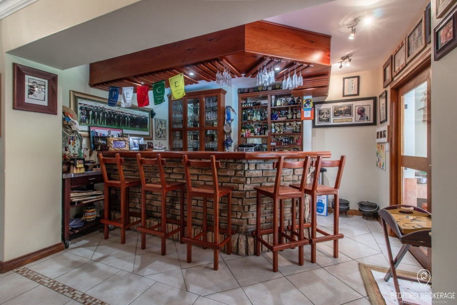 6 Bedroom Property for Sale in Bedfordview Gauteng