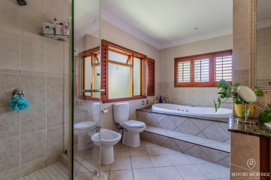 6 Bedroom Property for Sale in Bedfordview Gauteng