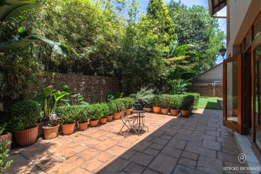 6 Bedroom Property for Sale in Bedfordview Gauteng