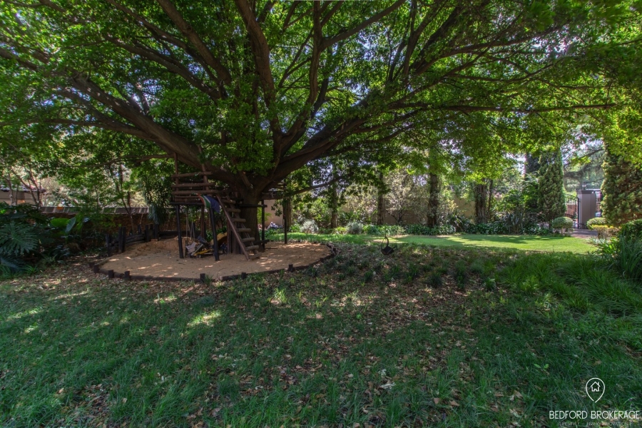 6 Bedroom Property for Sale in Bedfordview Gauteng