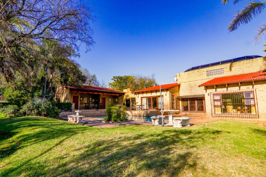 4 Bedroom Property for Sale in Randjesfontein A H Gauteng