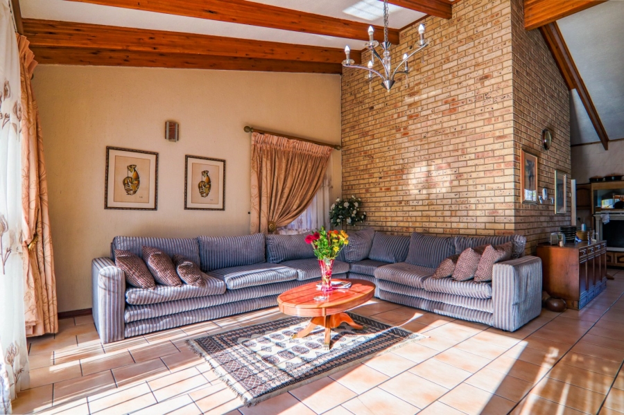 4 Bedroom Property for Sale in Randjesfontein A H Gauteng