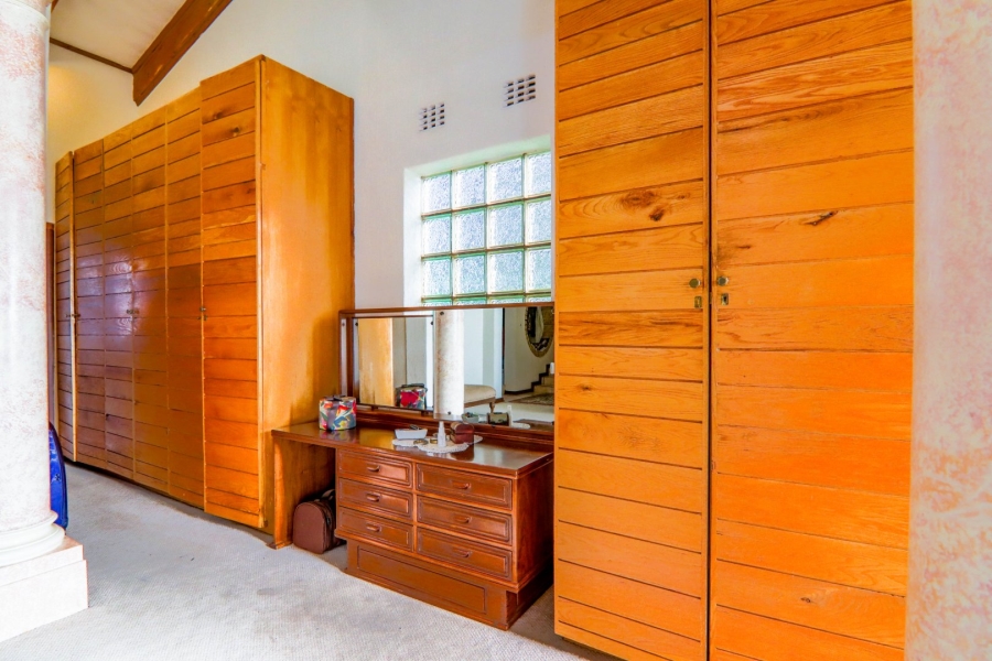 4 Bedroom Property for Sale in Randjesfontein A H Gauteng