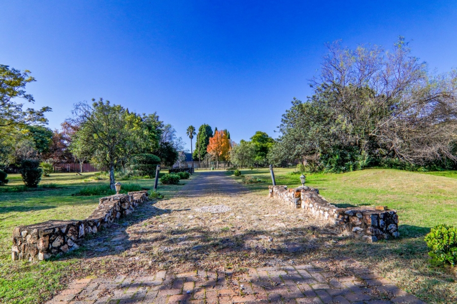 4 Bedroom Property for Sale in Randjesfontein A H Gauteng