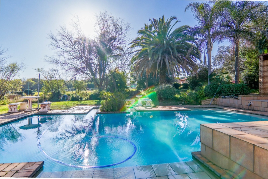 4 Bedroom Property for Sale in Randjesfontein A H Gauteng