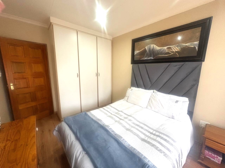 3 Bedroom Property for Sale in Helderkruin Gauteng