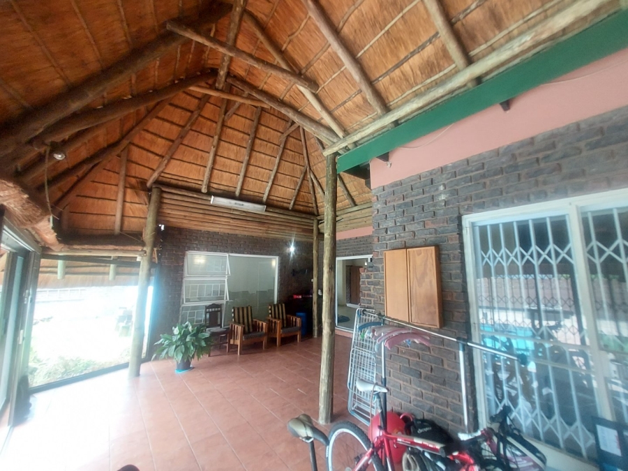 5 Bedroom Property for Sale in Hennopspark Gauteng