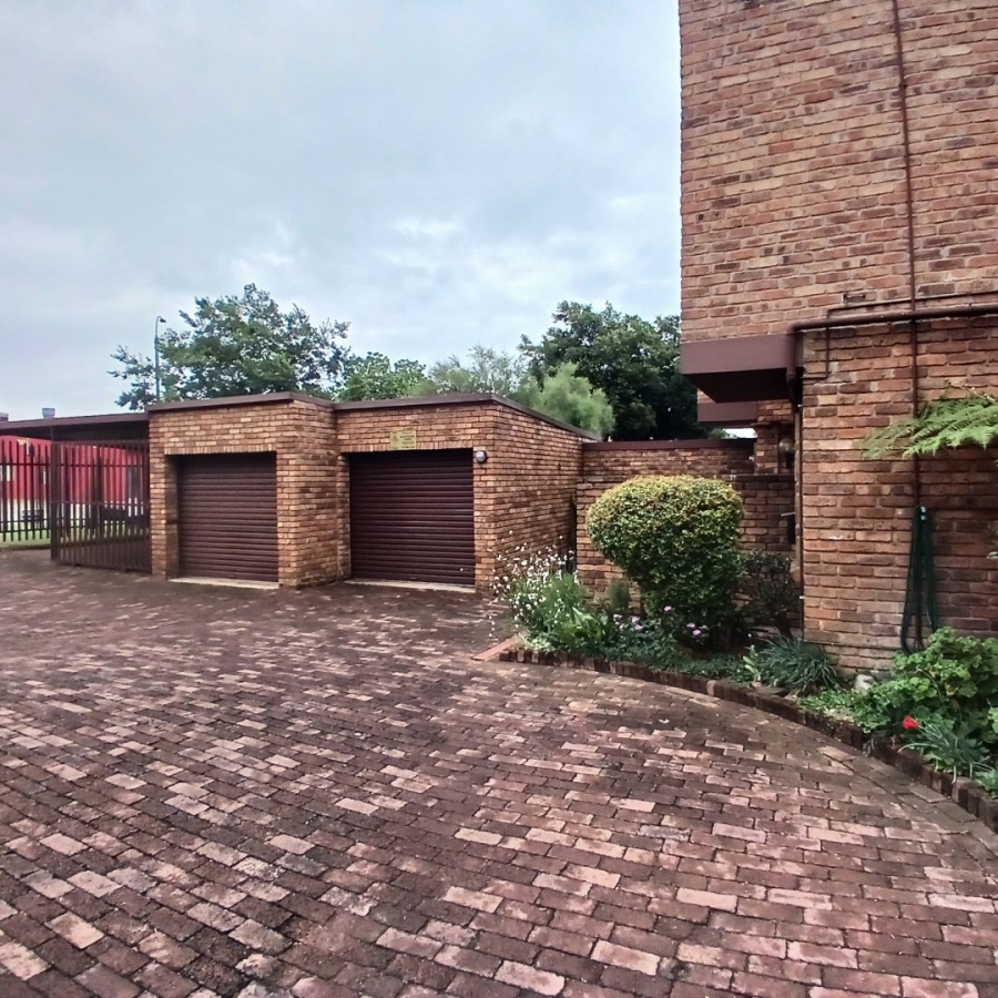 2 Bedroom Property for Sale in Freeway Park Gauteng