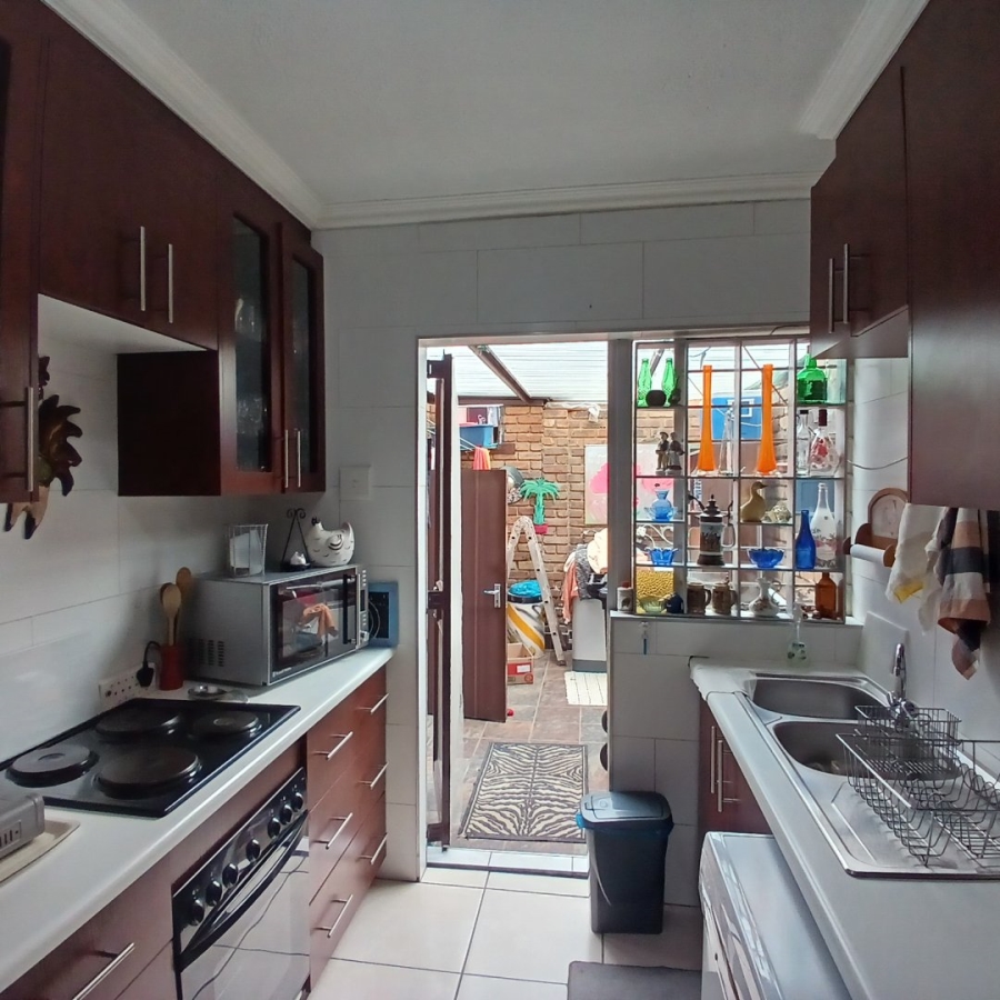 2 Bedroom Property for Sale in Freeway Park Gauteng