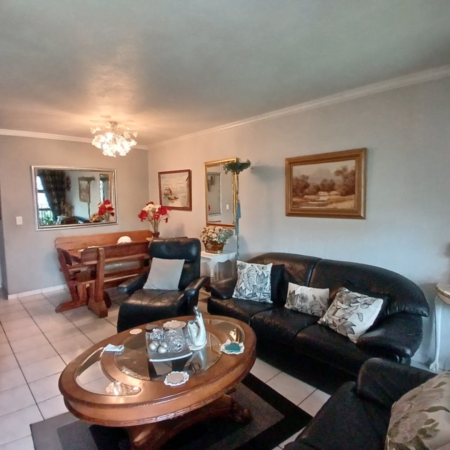 2 Bedroom Property for Sale in Freeway Park Gauteng