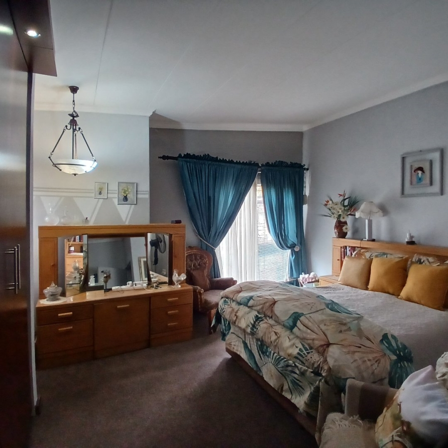 2 Bedroom Property for Sale in Freeway Park Gauteng