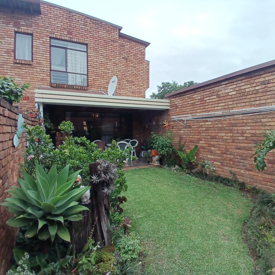 2 Bedroom Property for Sale in Freeway Park Gauteng