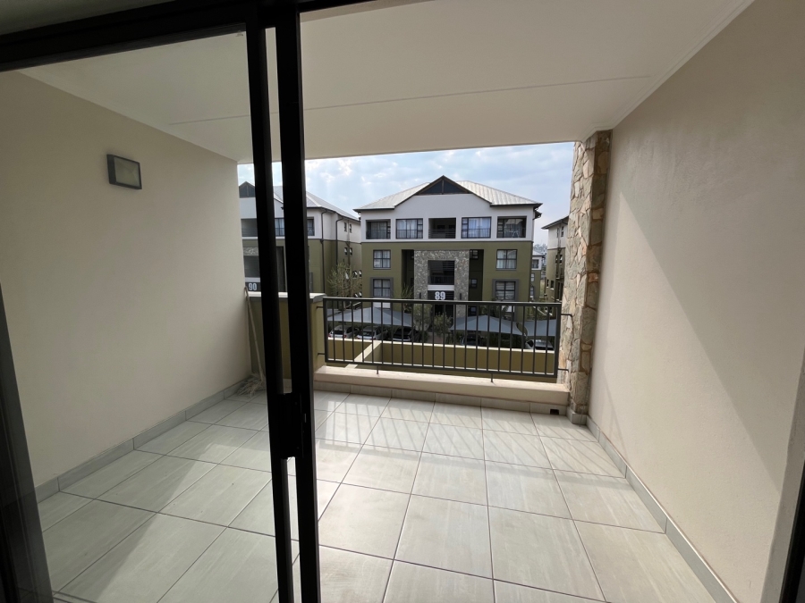 To Let 3 Bedroom Property for Rent in Waterfall Gauteng