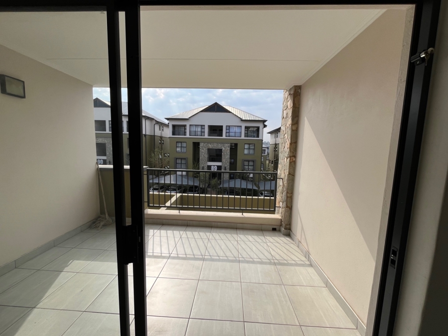 To Let 3 Bedroom Property for Rent in Waterfall Gauteng
