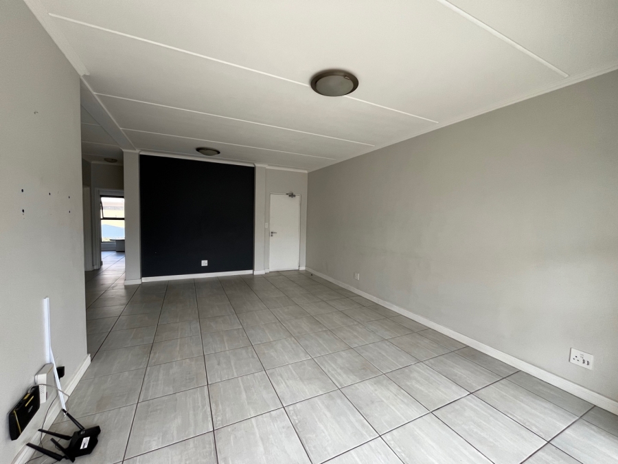 To Let 3 Bedroom Property for Rent in Waterfall Gauteng