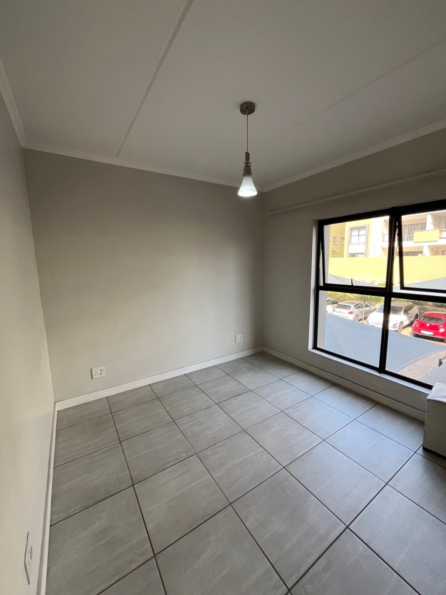 To Let 3 Bedroom Property for Rent in Waterfall Gauteng