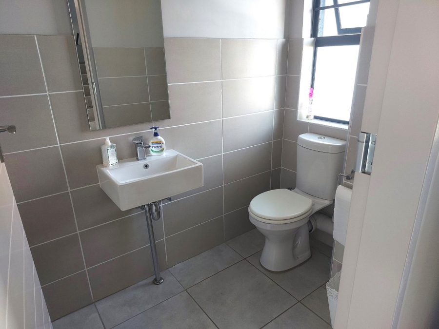 3 Bedroom Property for Sale in Amberfield Gauteng