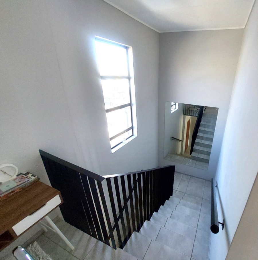 3 Bedroom Property for Sale in Amberfield Gauteng