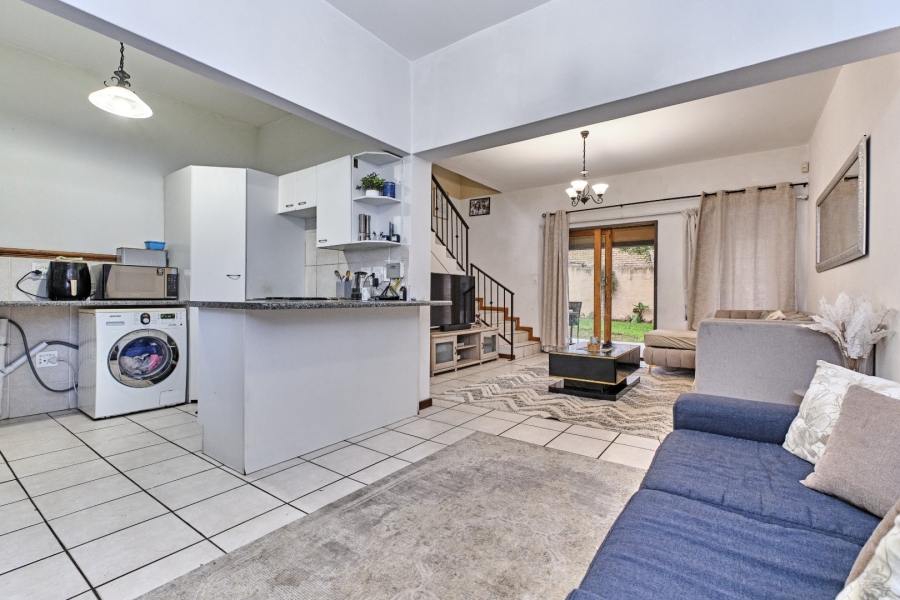 3 Bedroom Property for Sale in Olivedale Gauteng