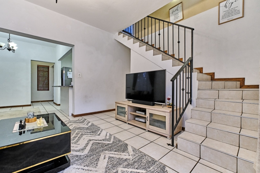 3 Bedroom Property for Sale in Olivedale Gauteng