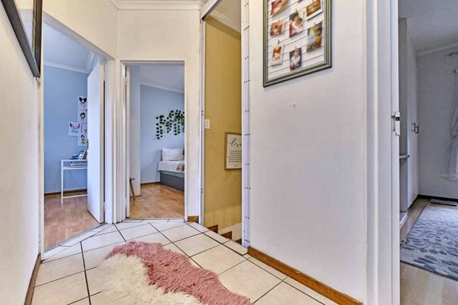 3 Bedroom Property for Sale in Olivedale Gauteng