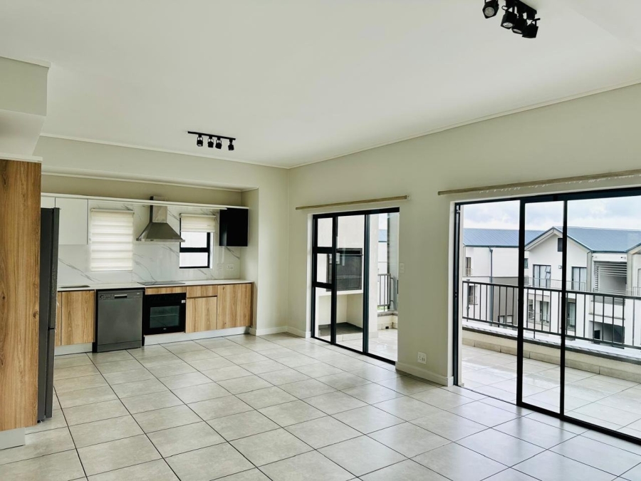 To Let 2 Bedroom Property for Rent in Waterfall Country Estate Gauteng