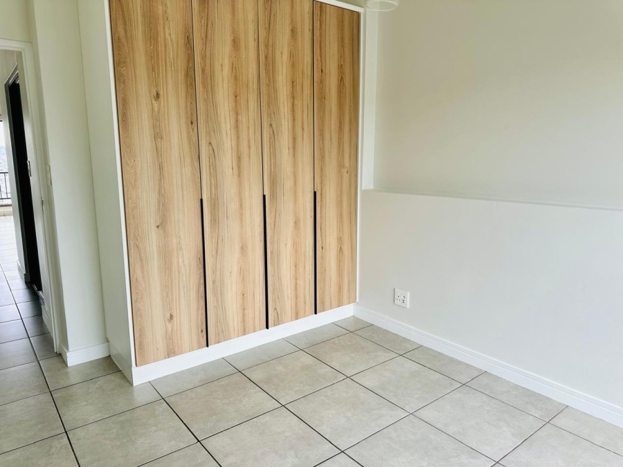 To Let 2 Bedroom Property for Rent in Waterfall Country Estate Gauteng