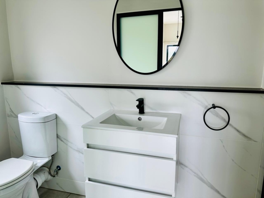 To Let 2 Bedroom Property for Rent in Waterfall Country Estate Gauteng