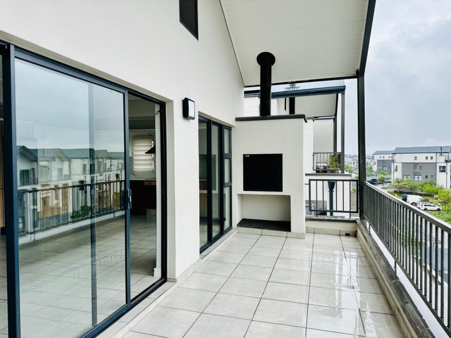 To Let 2 Bedroom Property for Rent in Waterfall Country Estate Gauteng