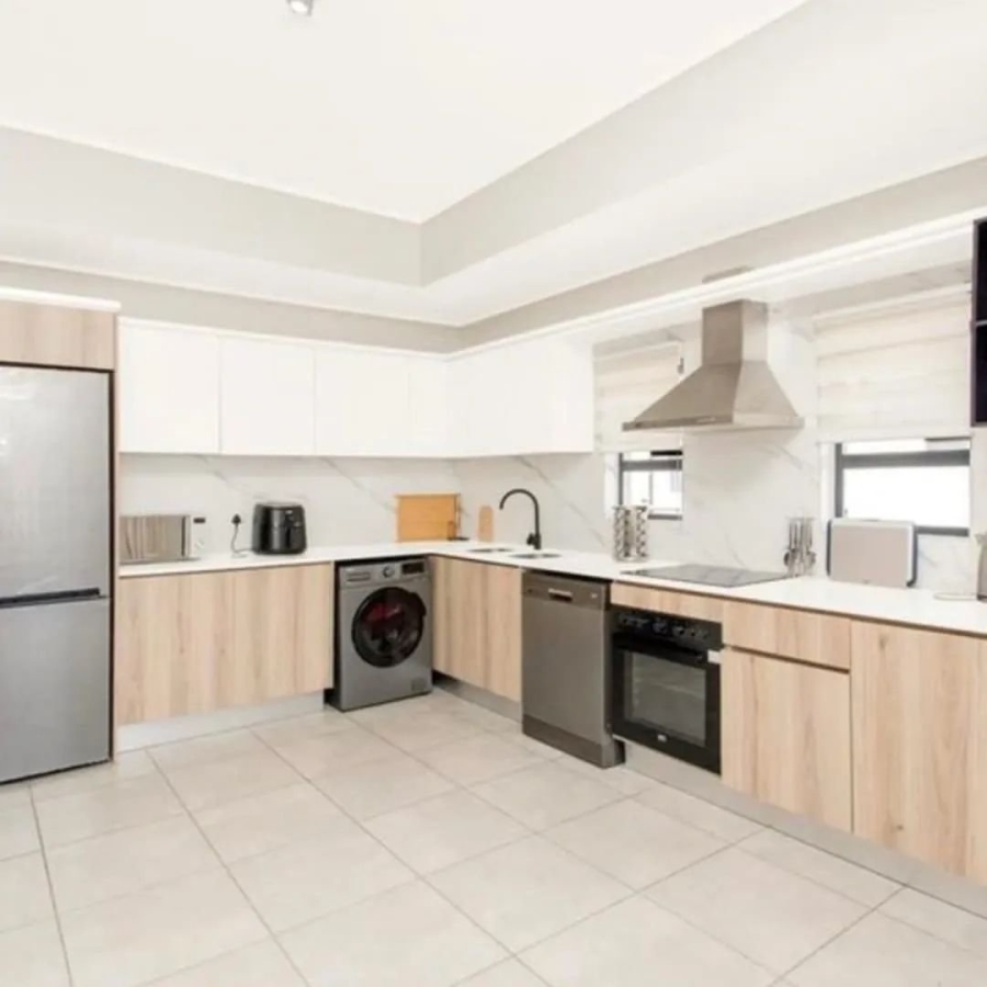 To Let 2 Bedroom Property for Rent in Waterfall Country Estate Gauteng