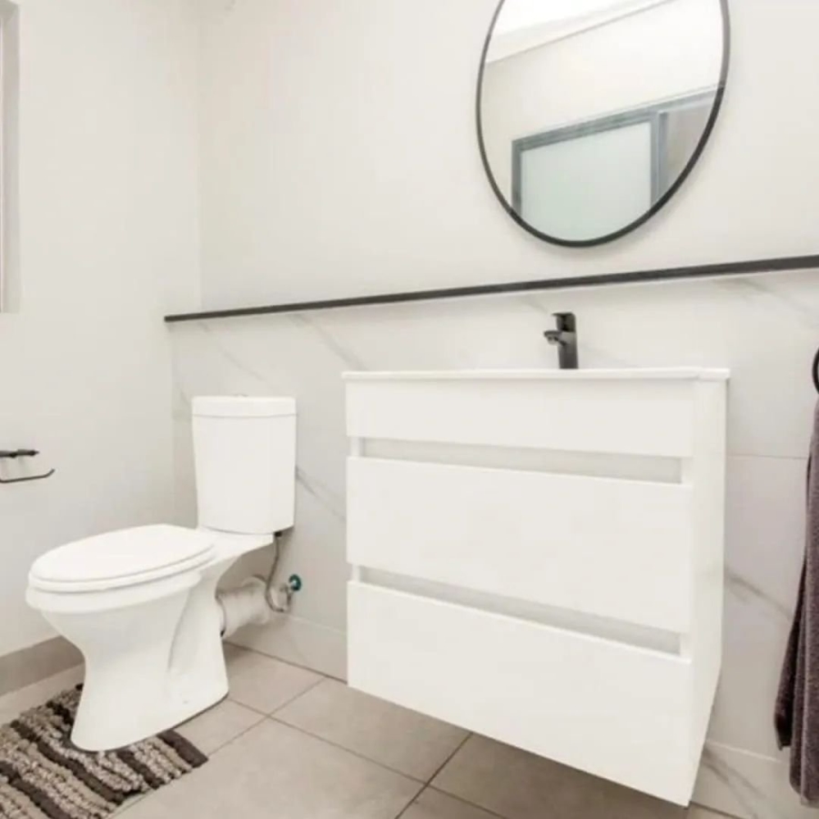 To Let 2 Bedroom Property for Rent in Waterfall Country Estate Gauteng