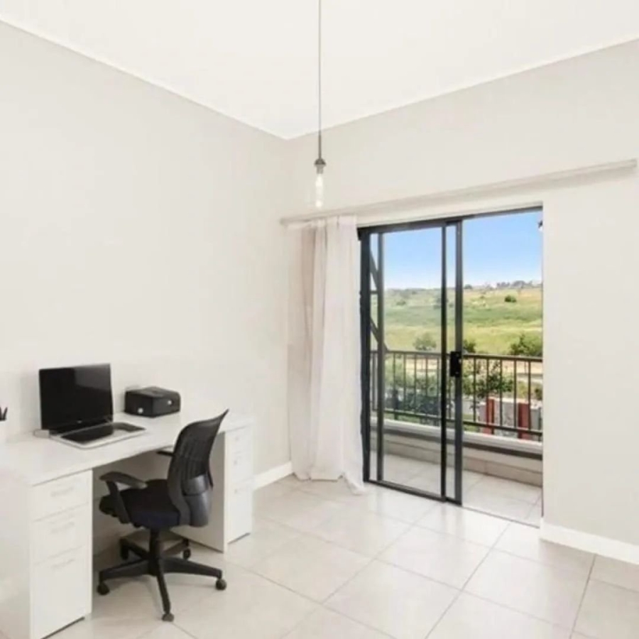 To Let 2 Bedroom Property for Rent in Waterfall Country Estate Gauteng