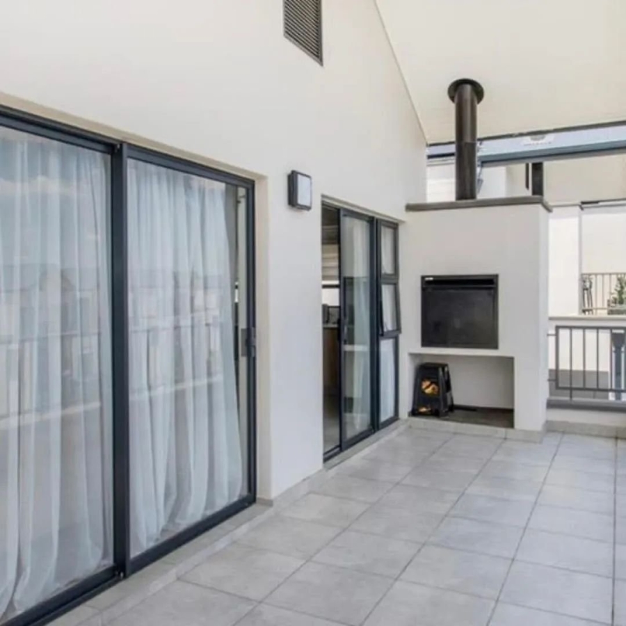 To Let 2 Bedroom Property for Rent in Waterfall Country Estate Gauteng