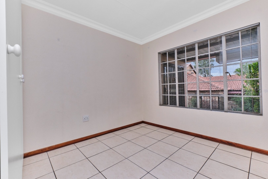 3 Bedroom Property for Sale in Honeydew Manor Gauteng