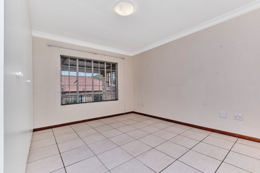 3 Bedroom Property for Sale in Honeydew Manor Gauteng