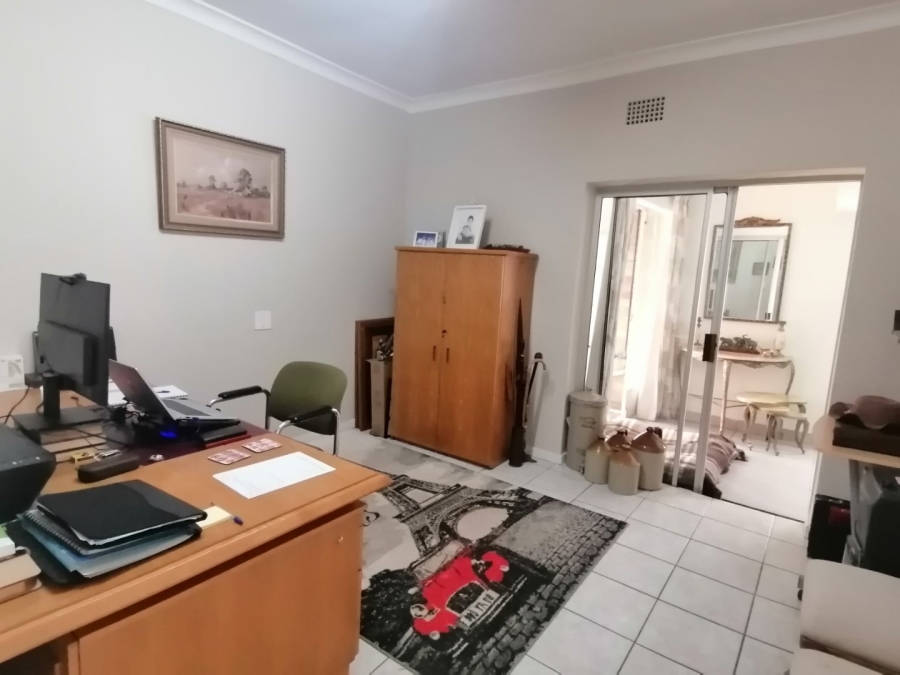 3 Bedroom Property for Sale in South Crest Gauteng