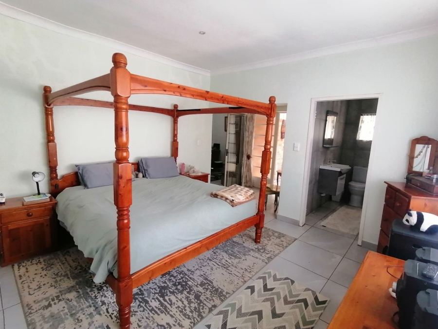 3 Bedroom Property for Sale in South Crest Gauteng