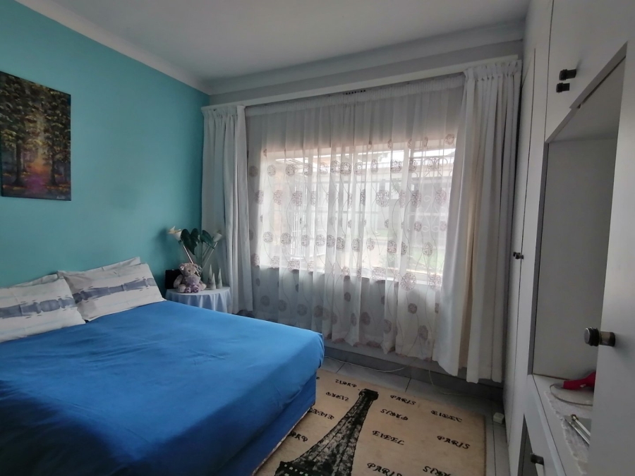 3 Bedroom Property for Sale in South Crest Gauteng