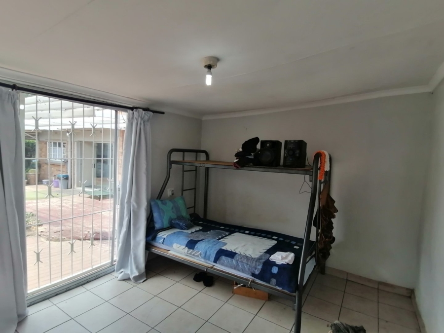 3 Bedroom Property for Sale in South Crest Gauteng