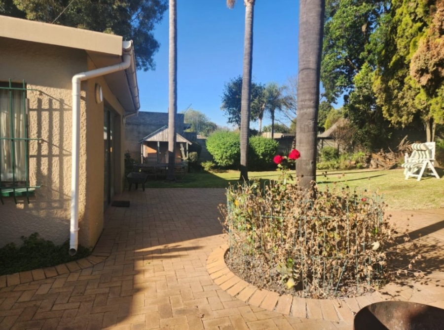 3 Bedroom Property for Sale in South Kensington Gauteng