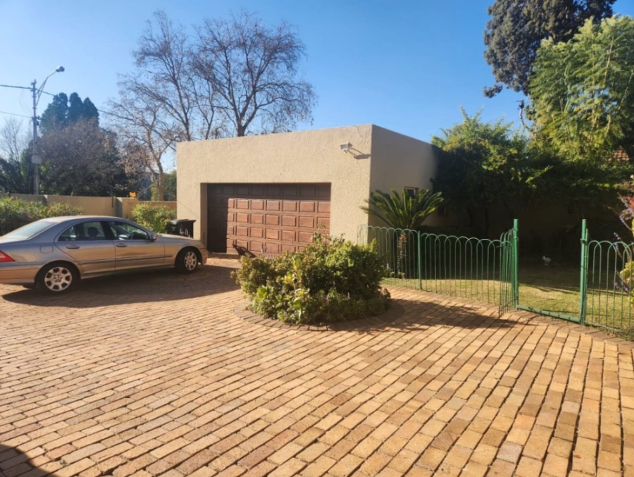 3 Bedroom Property for Sale in South Kensington Gauteng