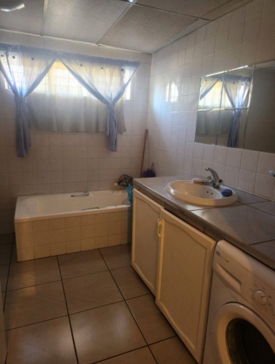 3 Bedroom Property for Sale in South Kensington Gauteng