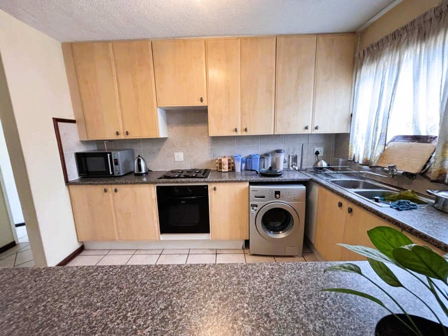 2 Bedroom Property for Sale in Eco Park Gauteng