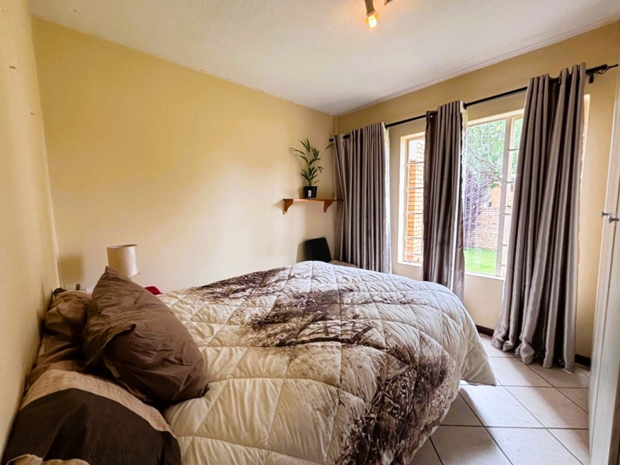 2 Bedroom Property for Sale in Eco Park Gauteng