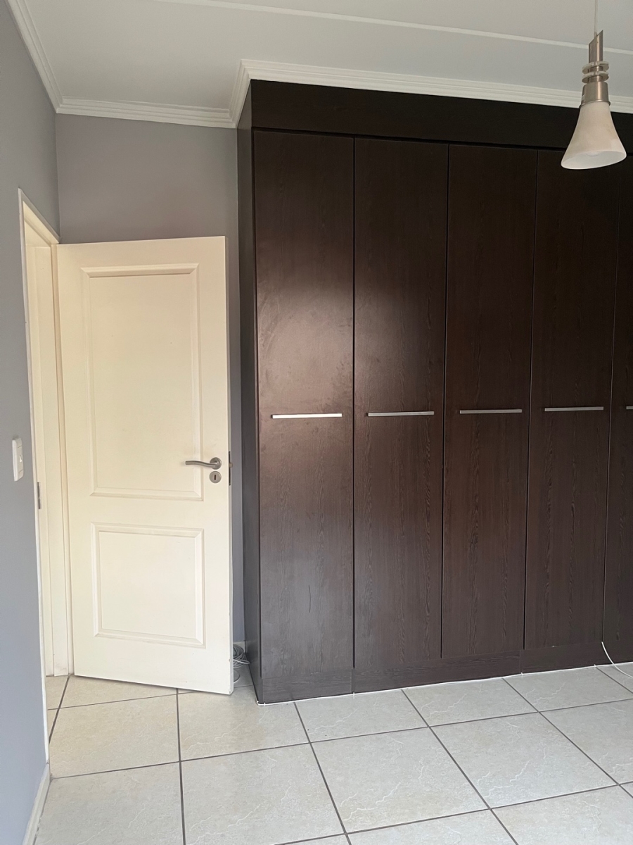 To Let 2 Bedroom Property for Rent in Fourways Gauteng