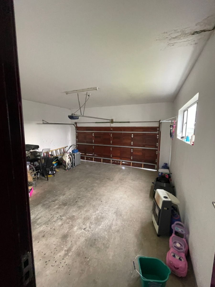 To Let 4 Bedroom Property for Rent in Carlswald Gauteng