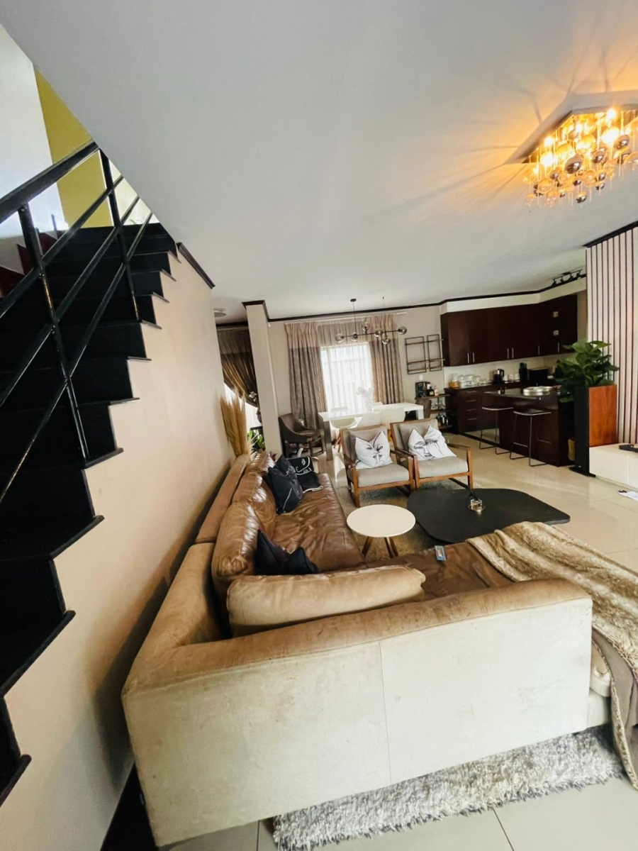 To Let 4 Bedroom Property for Rent in Carlswald Gauteng