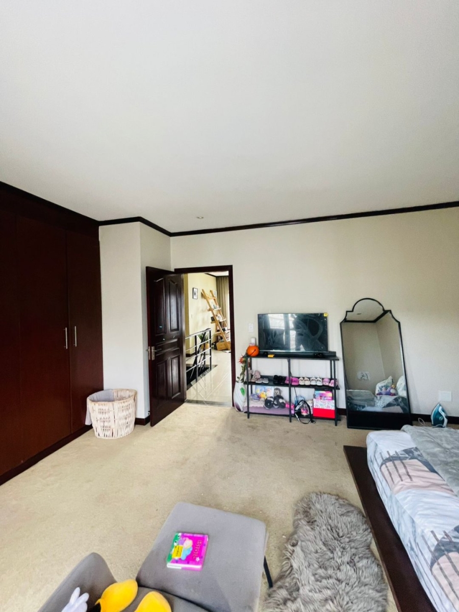 To Let 4 Bedroom Property for Rent in Carlswald Gauteng